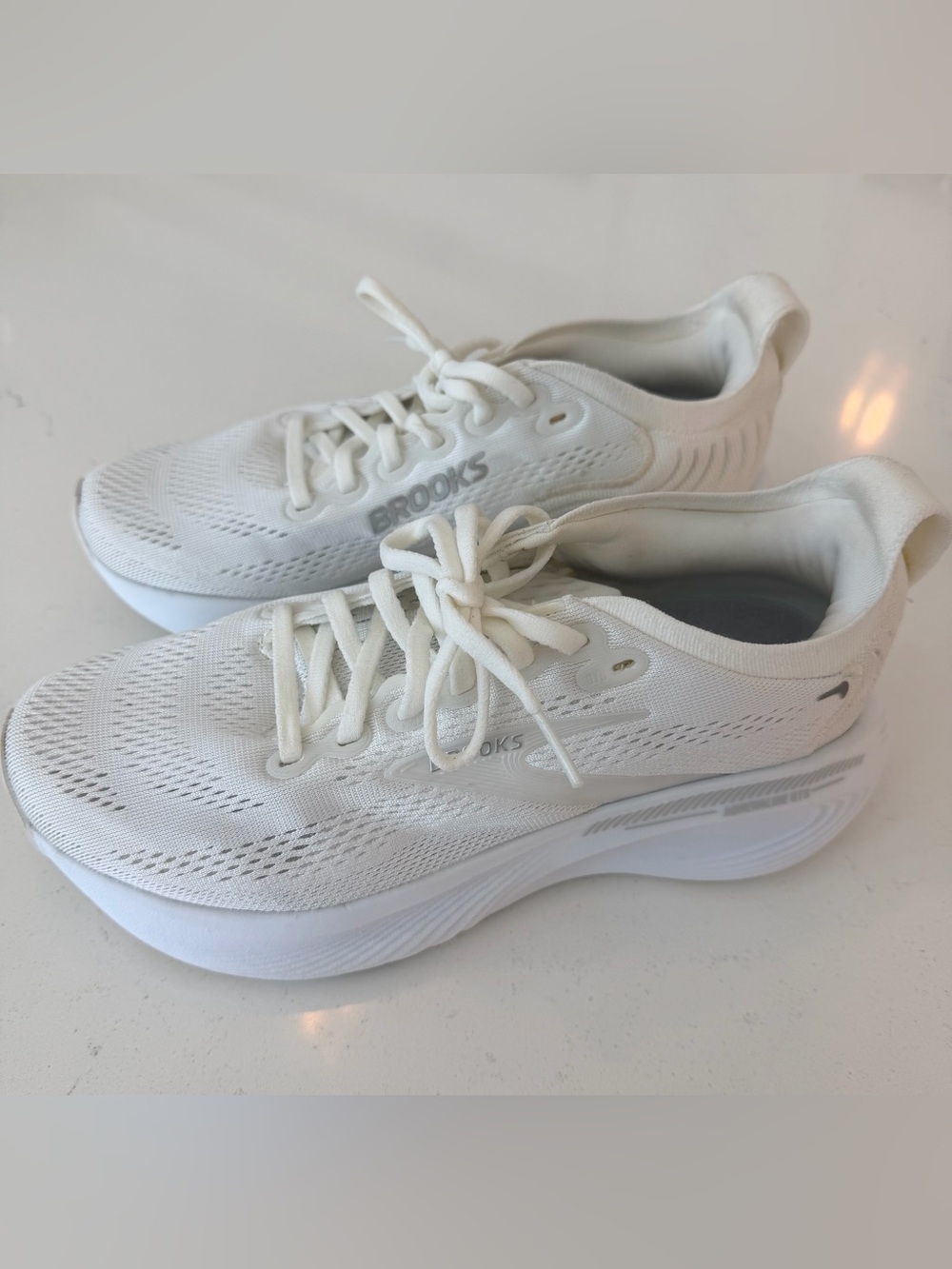 Brooks Women's White Athletic Running Shoes